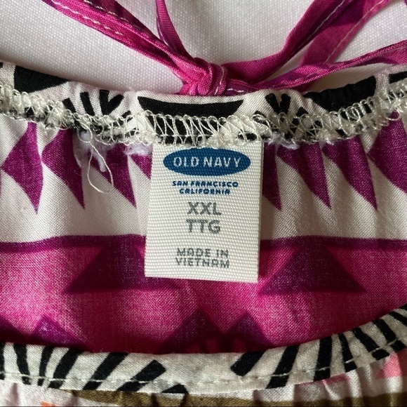 𝅺Old Navy Womens Tribal Print Criss Cross Strap White/ Pink/ Black Top Size XXL - Picture 6 of 8